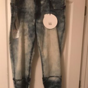 Ankle Cut Jeans (New)